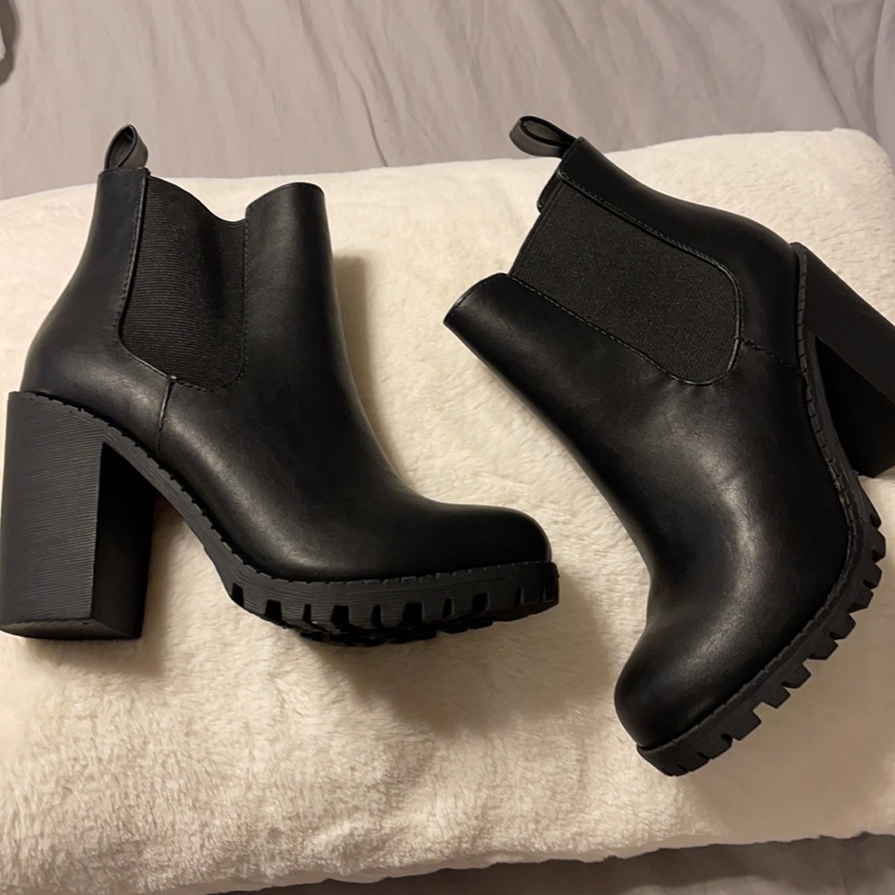 Black ankle booties